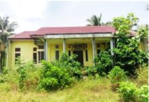 Warga Kecamatan Kepulauan Joronga Keluhkan Kondisi Kantor Camat