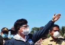 Menkominfo RI Kunjungi Lokasi Banjir Di NTT