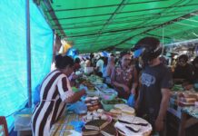 Aktivitas Jual Beli Kuliner Buka Puasa Pasar Inpres Bastiong Abaikan Prokes