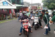 Bonek Ternate Bagi-bagi Takjil