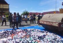 Operasi Pekat Mansinam, Polda Papua Barat Musnahkan Ribuan Miras