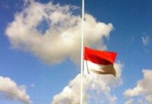 Berduka Atas Meninggalnya Wagub Papua, Bendera Setengah Tiang Dikibarkan Selama 7 hari