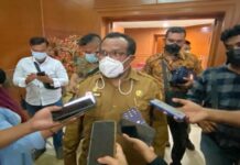 Sekda Papua Dance Yulian Flassy Resmi Jabat Plh Gubernur Papua