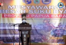 Senator Filep Ajak Suku Biak Bawa Kemajuan Papua di Era Globalisasi