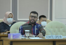 Sekolah Ring I Daerah LNG Tangguh Rusak, Filep Sentil Dana CSR Perusahaan