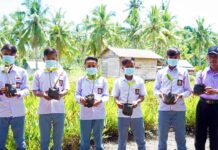 Kelompok Binaan HARITA Nickel dan Unkhair Tanam 6.900 Bibit Mangrove