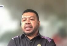 Pimpin Rapat Evaluasi STIH, Ini Harapan Filep Wamafma Jaga Kepercayaan Publik