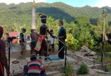 Rehap Lantai Dasar Tugu; Jemat Bethel Idoor Bergotong Royong
