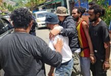 Demo Tolak Pemekaran Dibubarkan Kepolisian, Filep: Demokrasi di Papua Masih Lemah