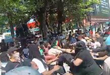 Terkesan Ada Pembiaran, Filep Pertanyakan Sikap Aparat Kepolisian Saat Bentrok Massa di Makassar
