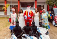 Berkat Dukungan Ketua STIH Manokwari, Mahasiswa Sukses Adakan Jalan Santa Claus