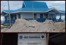 Upah Tak Kunjung Dibayar, Sejumlah Buruh Angkut Material Lokal Proyek Rehabilitasi Jalan Pelabuhan Kayoa Mengeluh