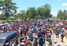 Sidang Digelar Hari Ini, Gelombang Protes Massa Warnai Proses Hukum Tipikor Plt Kepala Daerah di Papua