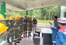 Komitmen Pengembangan SDM, SKK Migas-Pertamina Berbagi Pengetahuan Industri Hulu Migas dengan Pelajar Papua