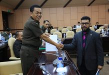 Serahkan Hasil Advokasi, Filep Minta Kejaksaan dan BPK Usut Dugaan Korupsi Dana CSR BP Tangguh