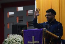 Penuh Sukacita Natal, Filep Ingatkan Sivitas Akademika STIH Selalu Bersyukur Atas Semua Berkat Tuhan