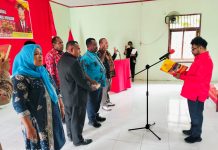 Lantik Pejabat Struktural STIH Manokwari, Ini Pesan Dr. Filep Wamafma