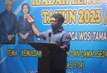 Filep Wamafma: Jabatan Politik Tidak Kekal, yang Kekal adalah Pendidikan
