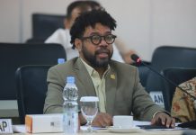 USAID Hentikan Bantuan, Senator Filep Minta Pemerintah Pertimbangkan Lagi Efisiensi Anggaran dan Keberlanjutan Daerah 3T