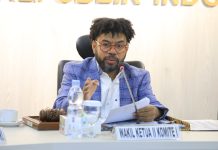 Lakukan Interupsi, Filep Wamafma Kritik Tindakan Ketua DPD RI yang Diduga Langgar Tatib