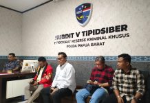 Berjabat Tangan dalam Paripurna, LaNyalla Sampaikan ‘Maaf’ kepada Filep Wamafma Soal Sebut ‘Pengacau’