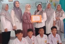 SMP Negeri 2 Kota Ternate, Terima Piagam Penghargaan Dari Perpusnas