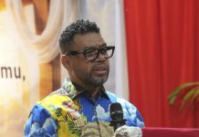 Filep Wamafma: Ubah Stereotip Negatif, Bangun Papua dengan Pendidikan Bermutu dan Penguatan SDM