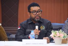 Senator Filep: Putusan MK Jadi Momentum Evaluasi, Pisahkan Anggaran MBG dengan Kebutuhan Riil Pendidikan di Daerah