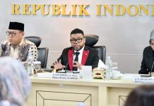 Senator Filep Desak Menaker hingga Kadisnaker Papua Barat Audit Soal Ketenagakerjaan Sektor Migas di Papua Barat